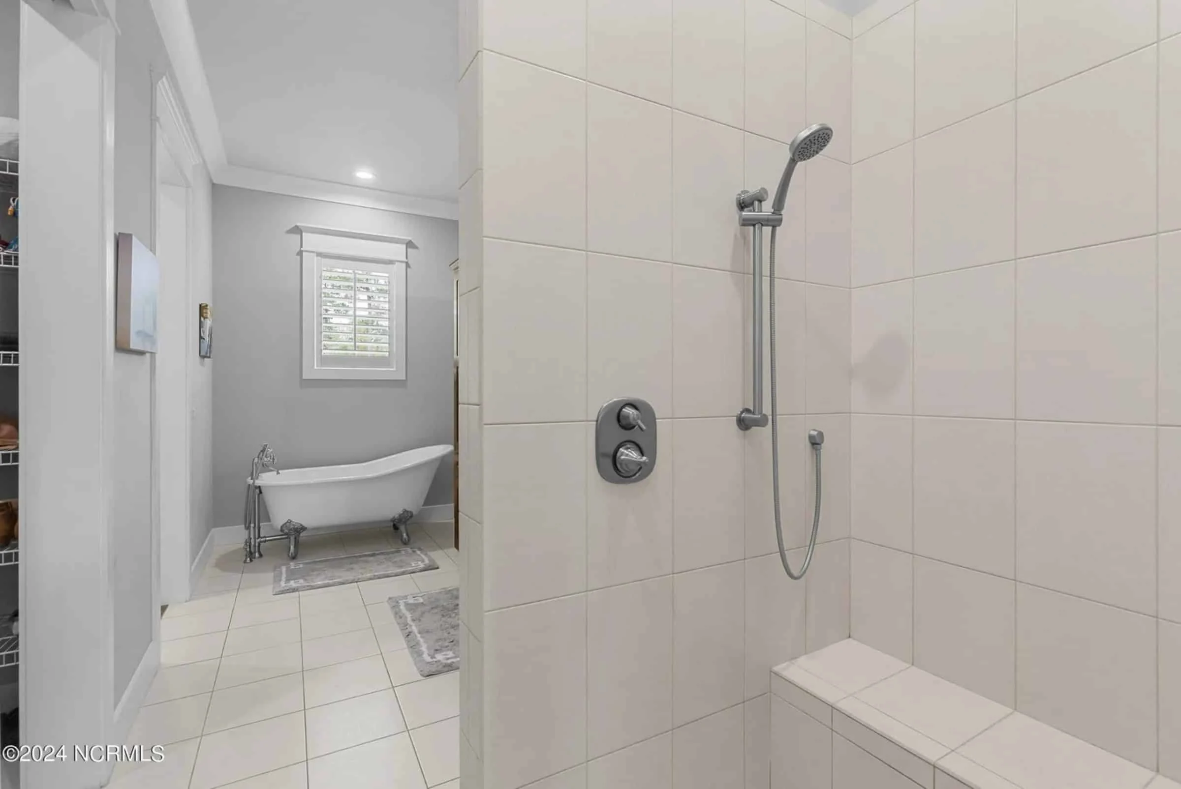 18-2157 HOUSE PLAN - Coastal House Plan with CAD Designs and Spacious Floor Plan 17 Coastal house Plan with CAD Designs and Spacious Floor Plan