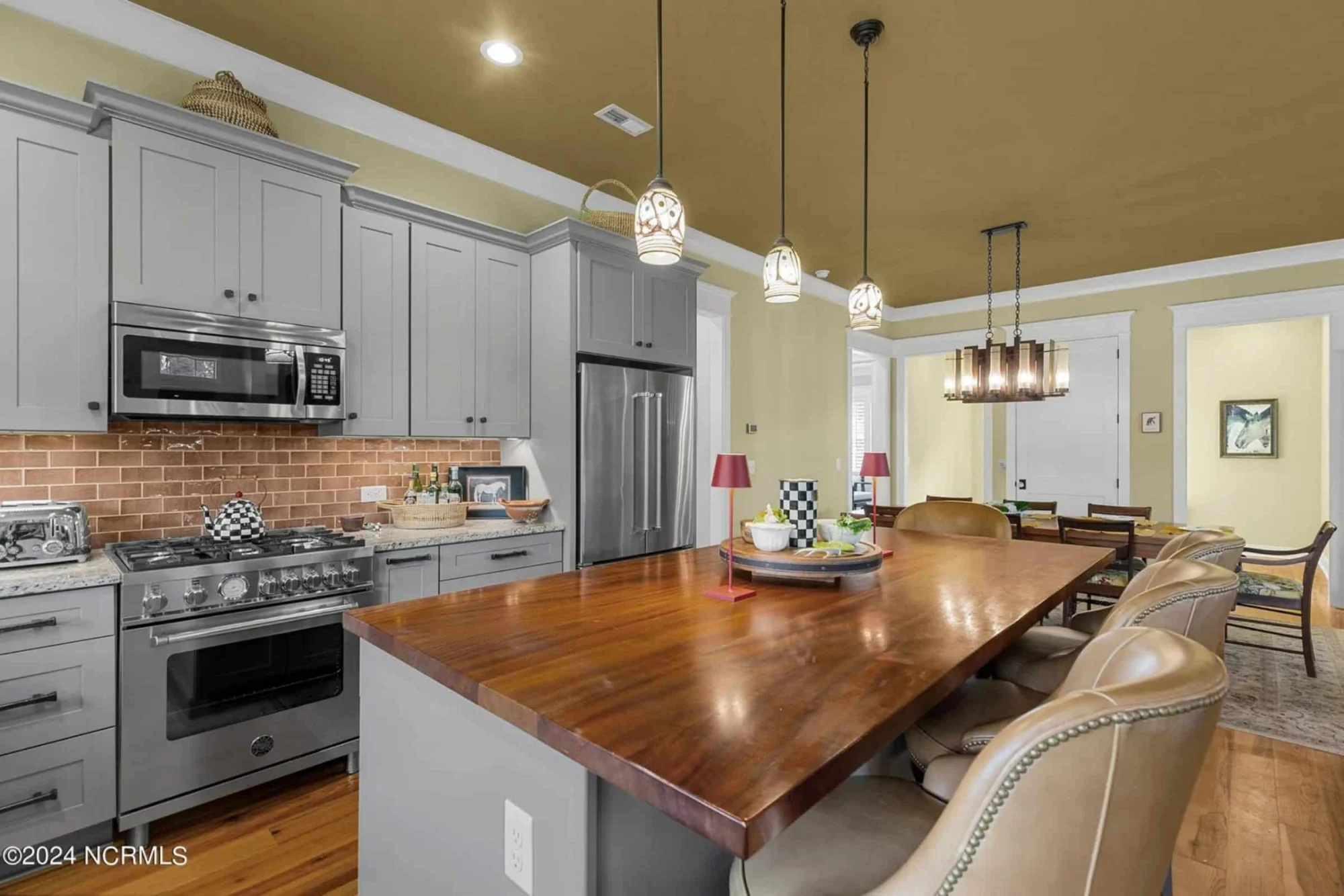 Coastal house Plan with CAD Designs and Spacious Floor Plan