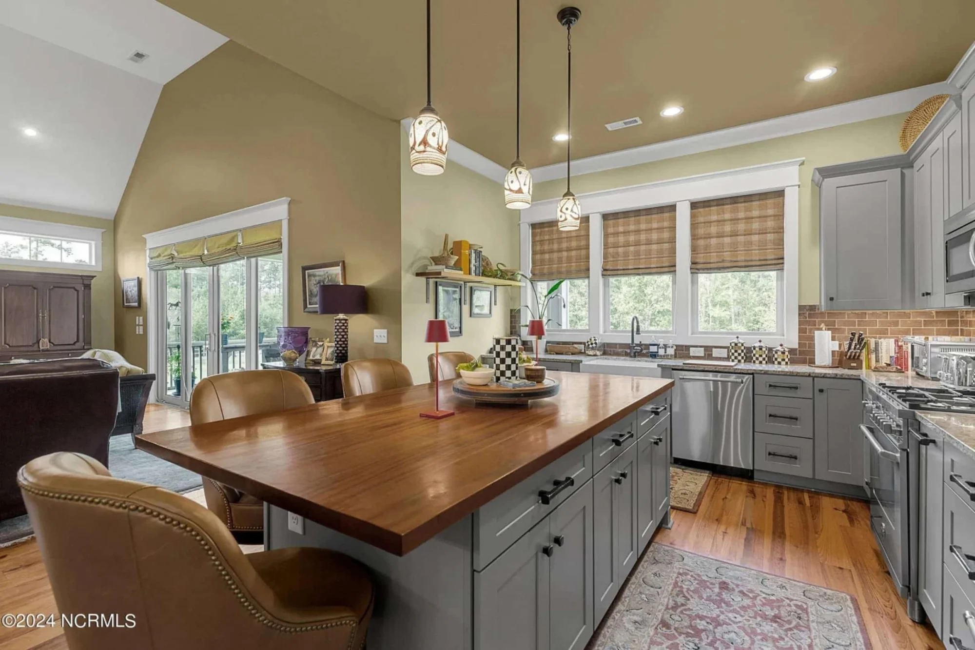 Coastal house Plan with CAD Designs and Spacious Floor Plan