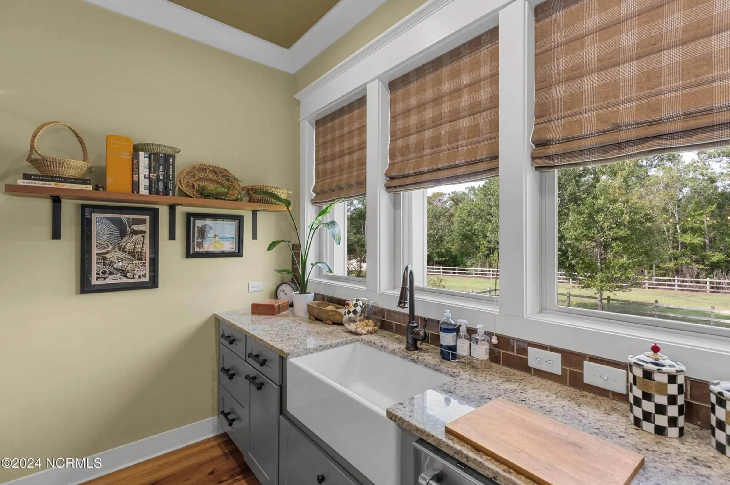 18-2157 HOUSE PLAN - Coastal House Plan with CAD Designs and Spacious Floor Plan 6 Coastal house Plan with CAD Designs and Spacious Floor Plan