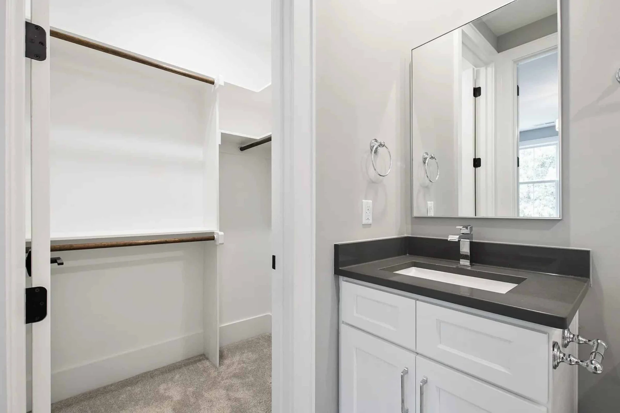 Modern house Floor Plan - Architectural Blueprint Designs