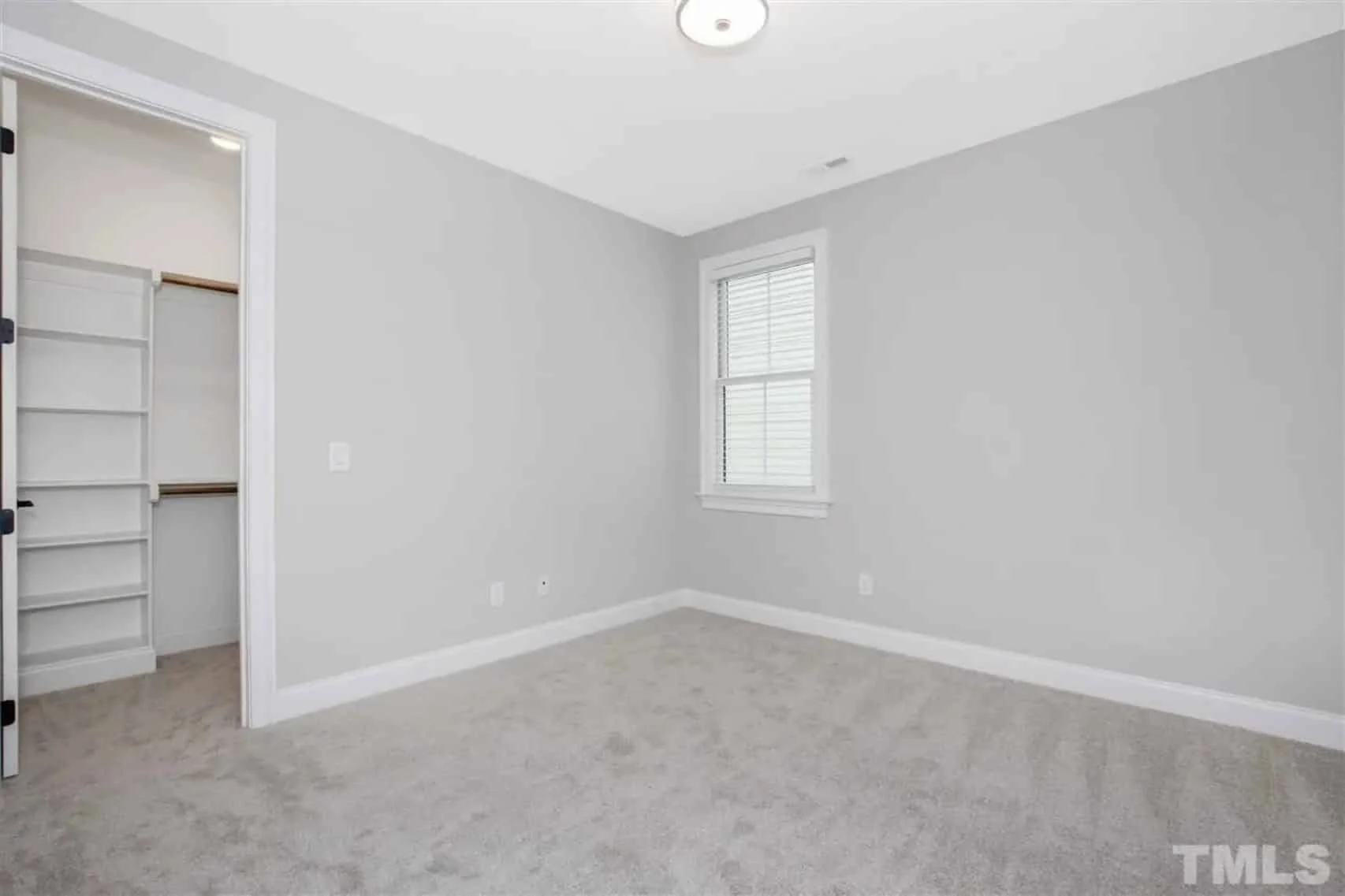 Modern Craftsman house Plan with Open Floor Designs and CAD