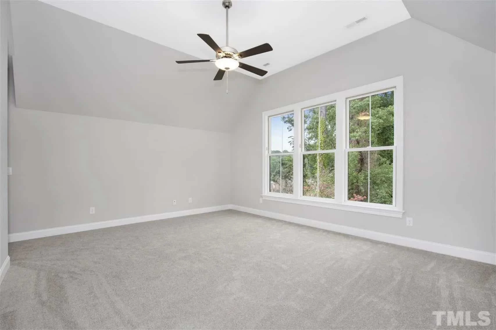 Modern Craftsman house Plan with Open Floor Designs and CAD