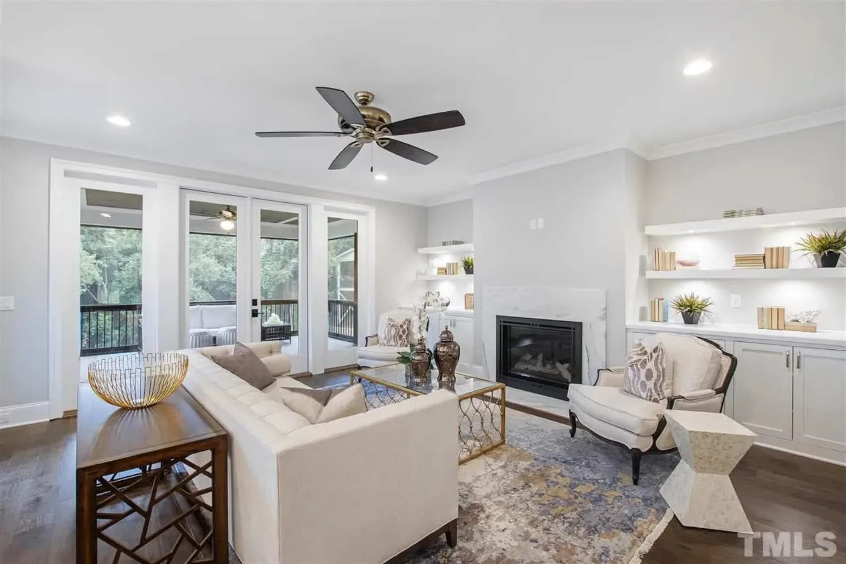 Modern Craftsman house Plan with Open Floor Designs and CAD