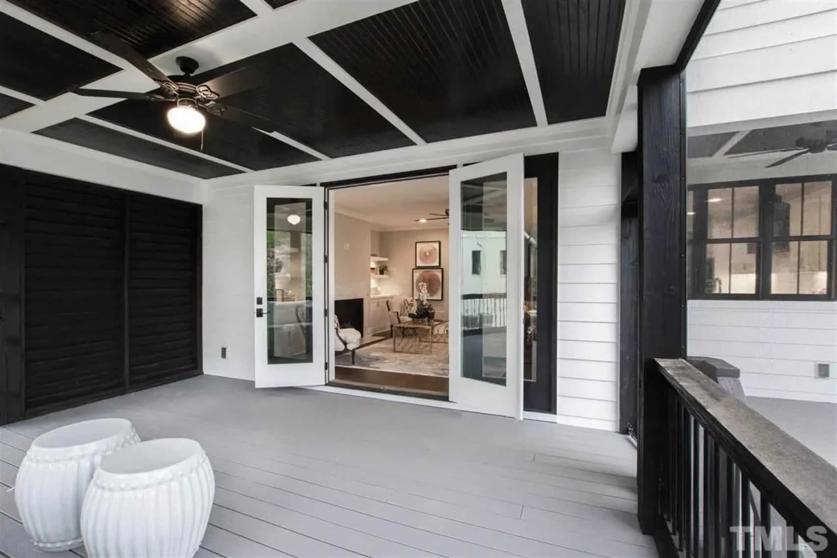 Modern Craftsman house Plan with Open Floor Designs and CAD