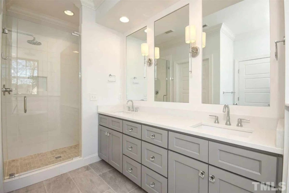 Spacious 5-Bedroom house Plan with Detailed CAD Designs