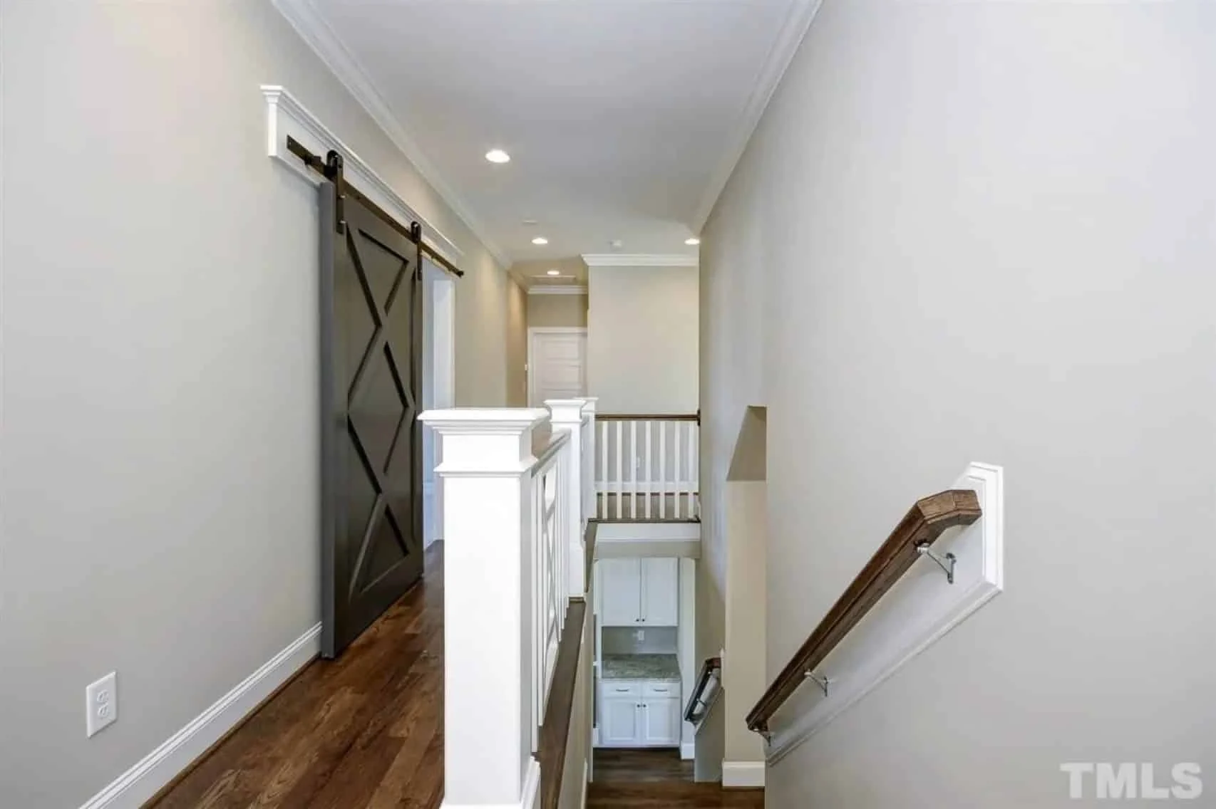 Spacious 5-Bedroom house Plan with Detailed CAD Designs