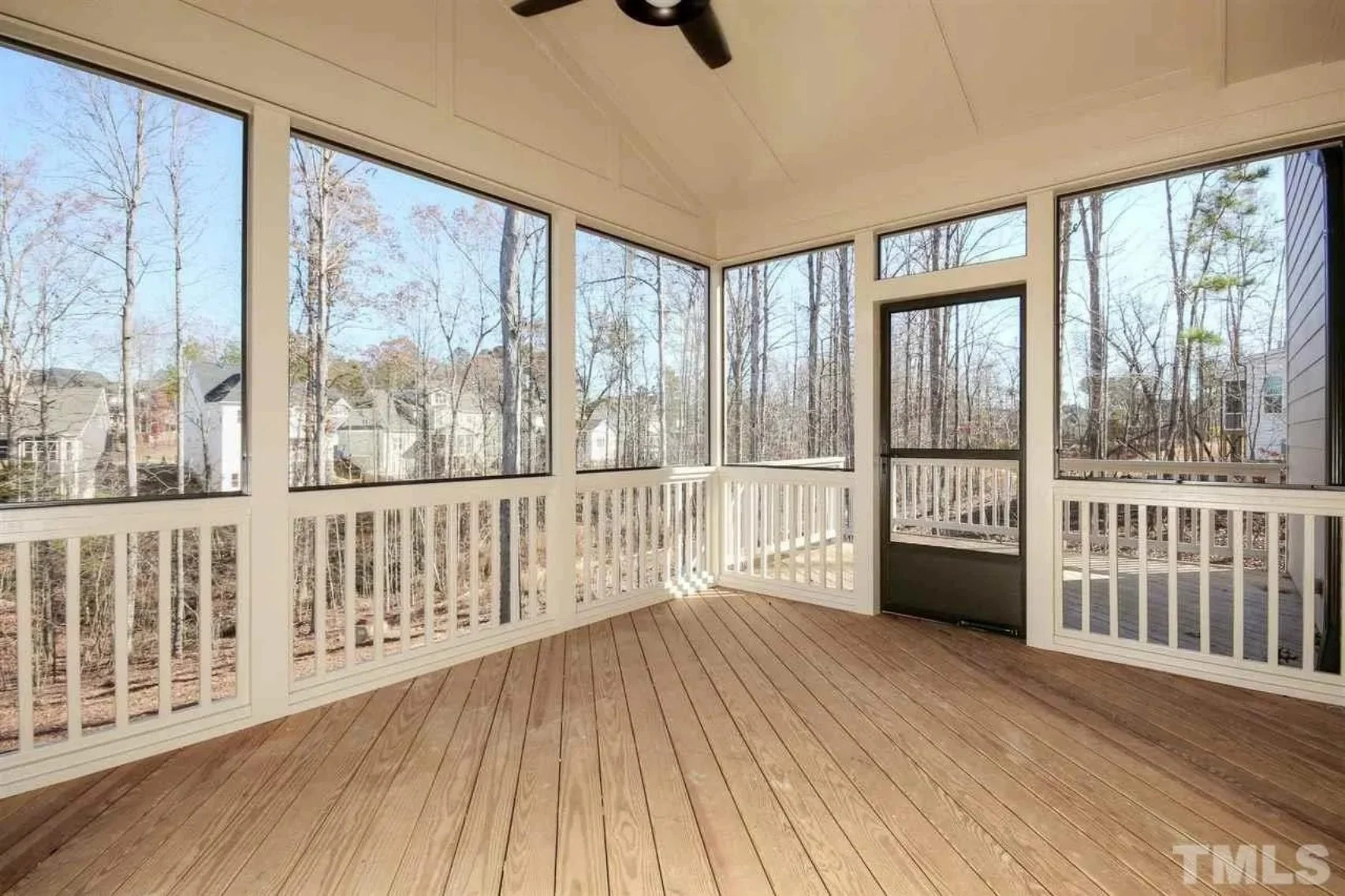 Spacious 5-Bedroom house Plan with Detailed CAD Designs