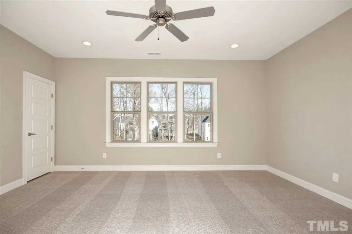 Spacious 5-Bedroom house Plan with Detailed CAD Designs