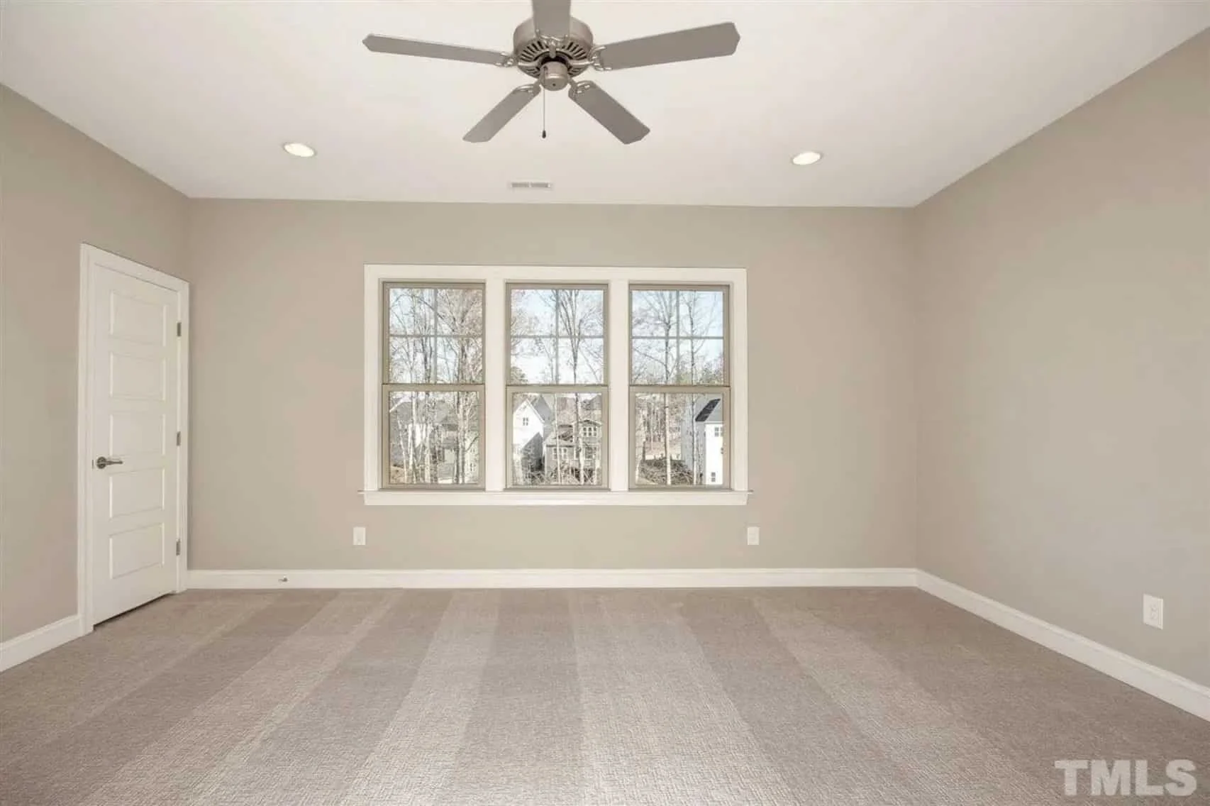 Spacious 5-Bedroom house Plan with Detailed CAD Designs