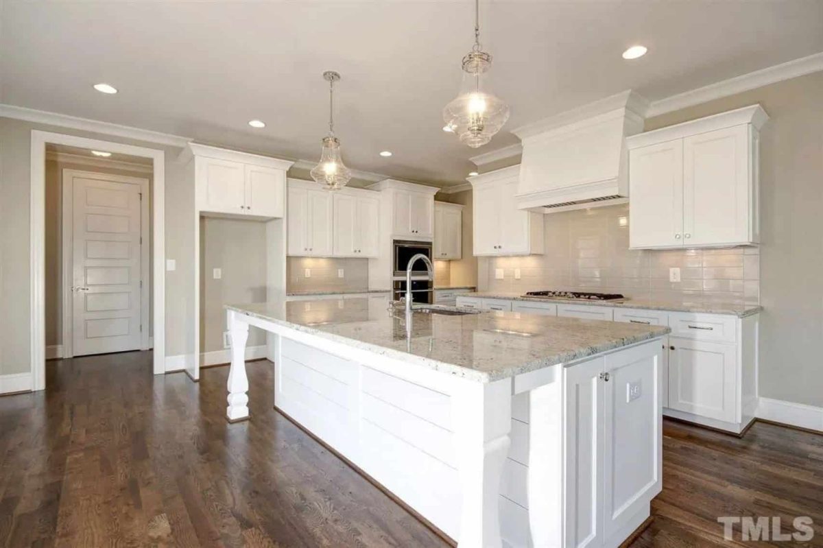 Spacious 5-Bedroom house Plan with Detailed CAD Designs