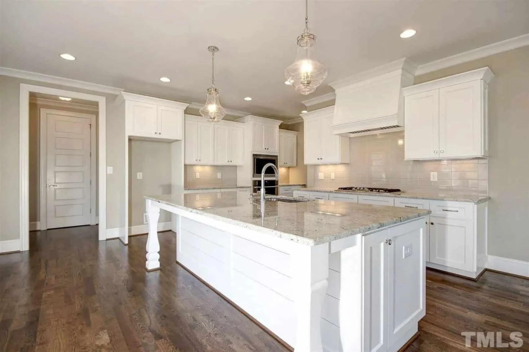 Spacious 5-Bedroom house Plan with Detailed CAD Designs