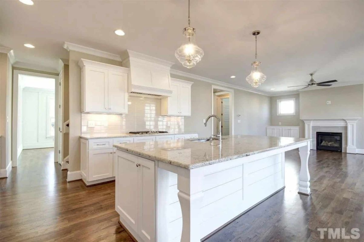 Spacious 5-Bedroom house Plan with Detailed CAD Designs