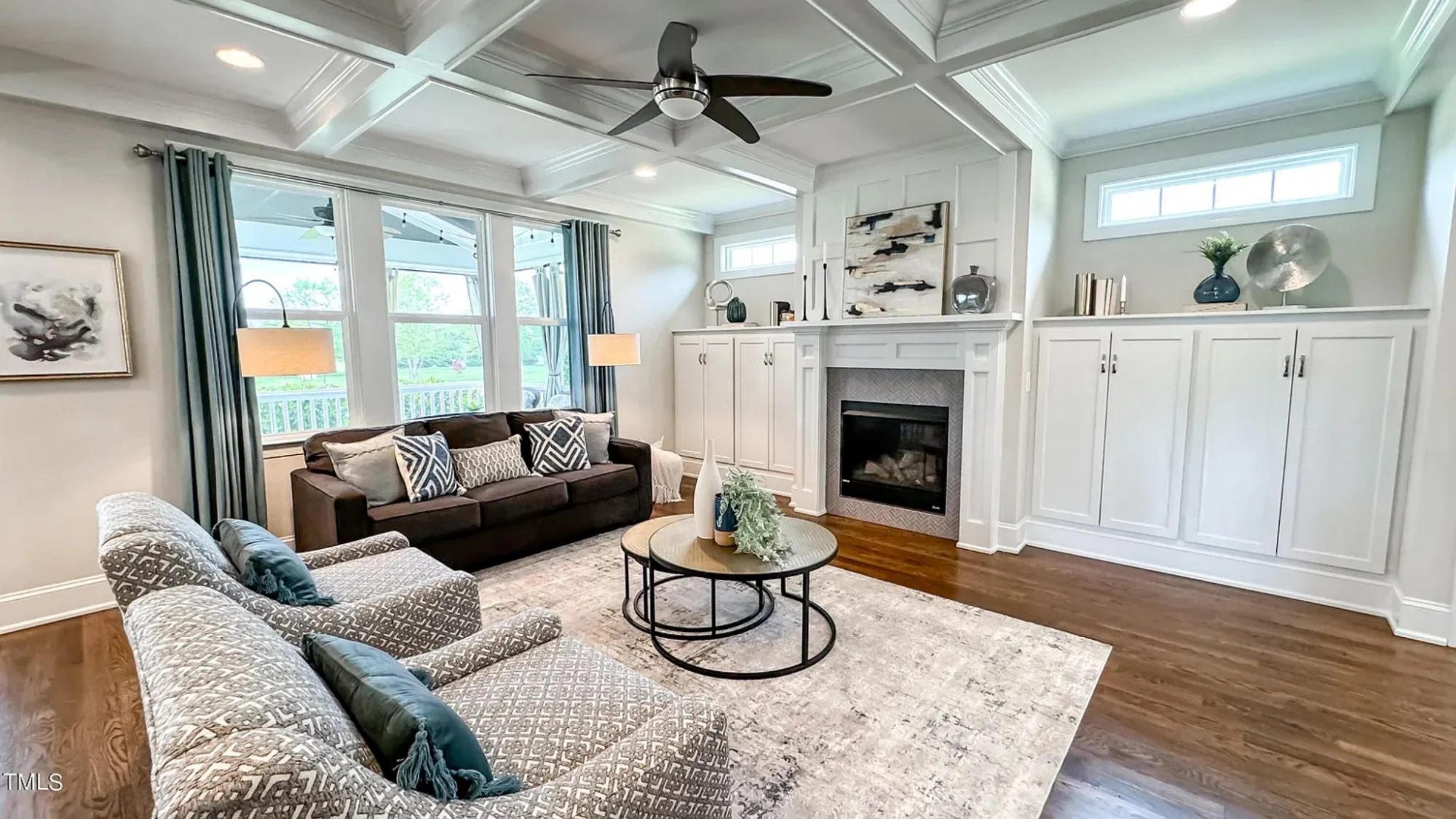 Explore Luxury house Plan with Blueprint: 4 Bed, 4 Bath Designs