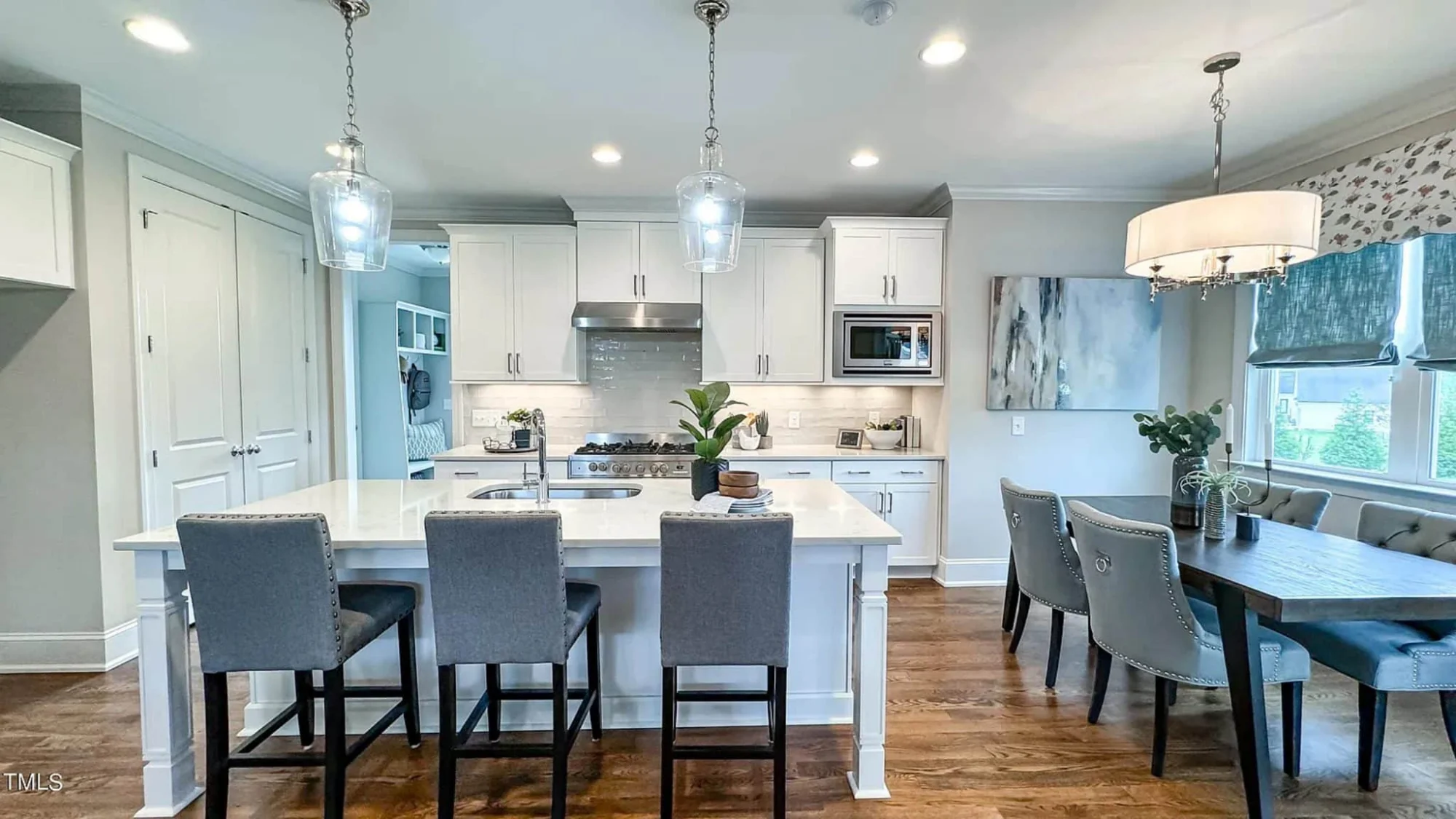 Explore Luxury house Plan with Blueprint: 4 Bed, 4 Bath Designs