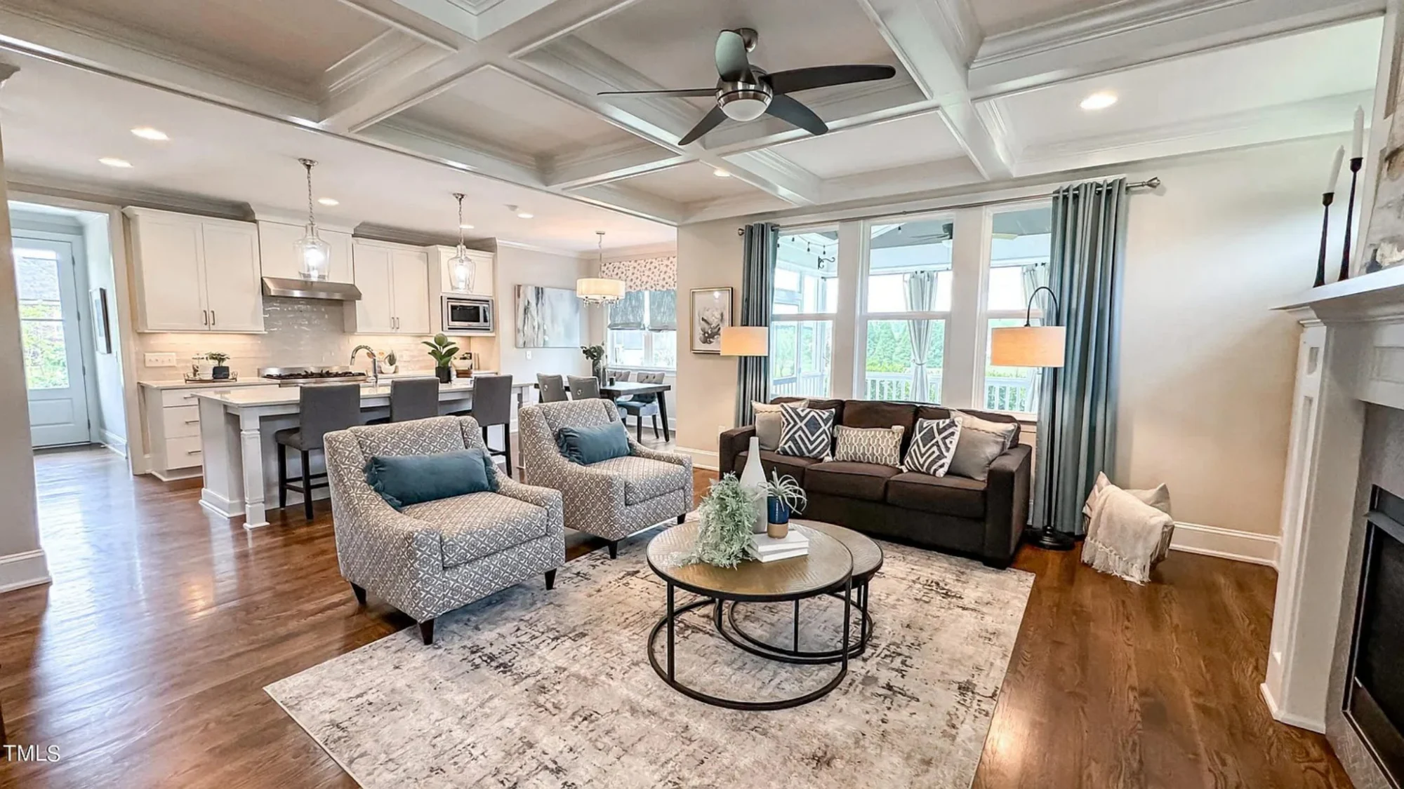 Explore Luxury house Plan with Blueprint: 4 Bed, 4 Bath Designs