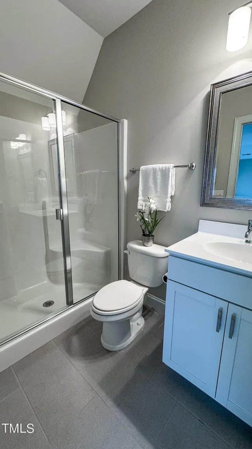 Explore Luxury house Plan with Blueprint: 4 Bed, 4 Bath Designs