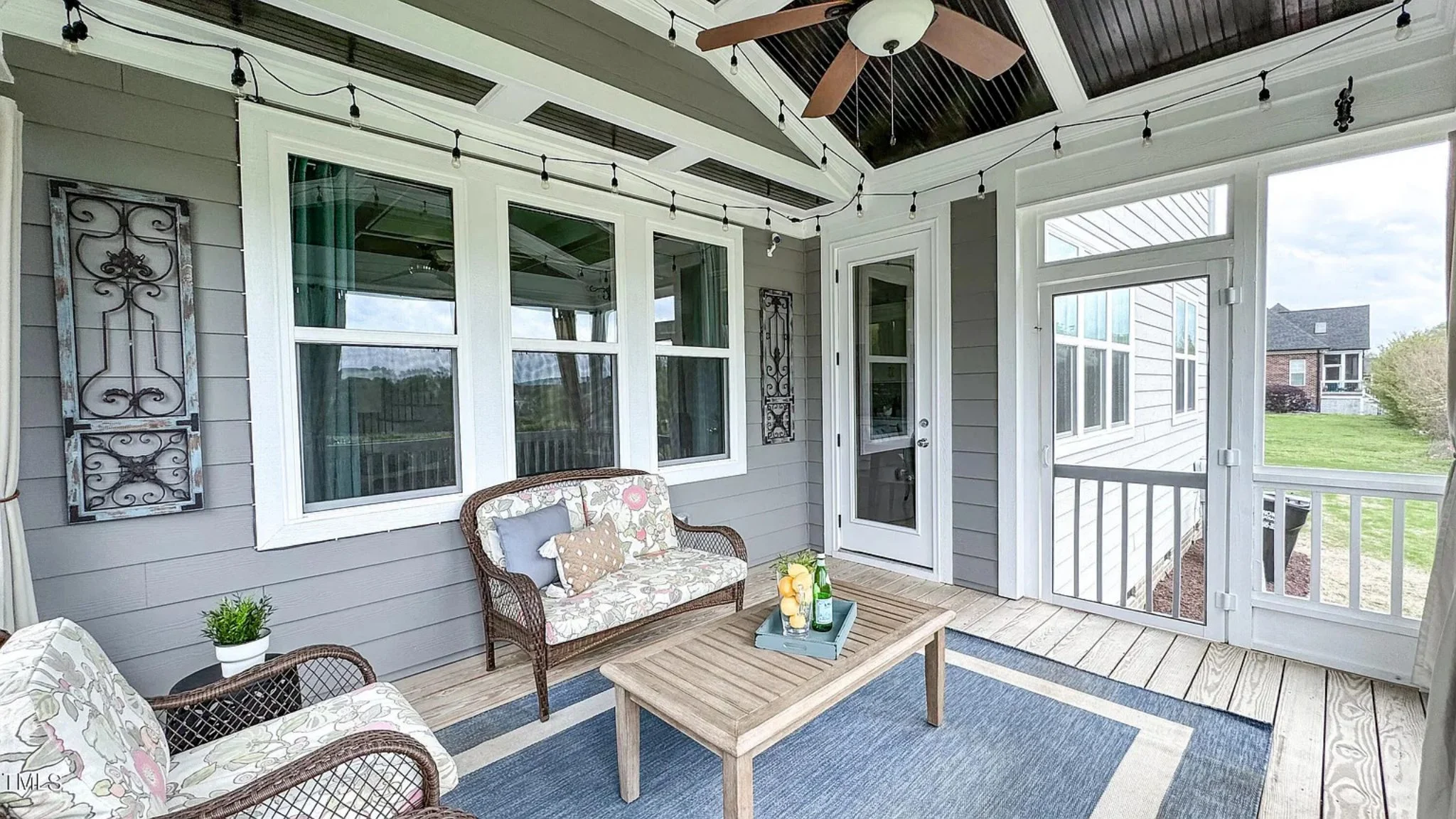 Explore Luxury house Plan with Blueprint: 4 Bed, 4 Bath Designs