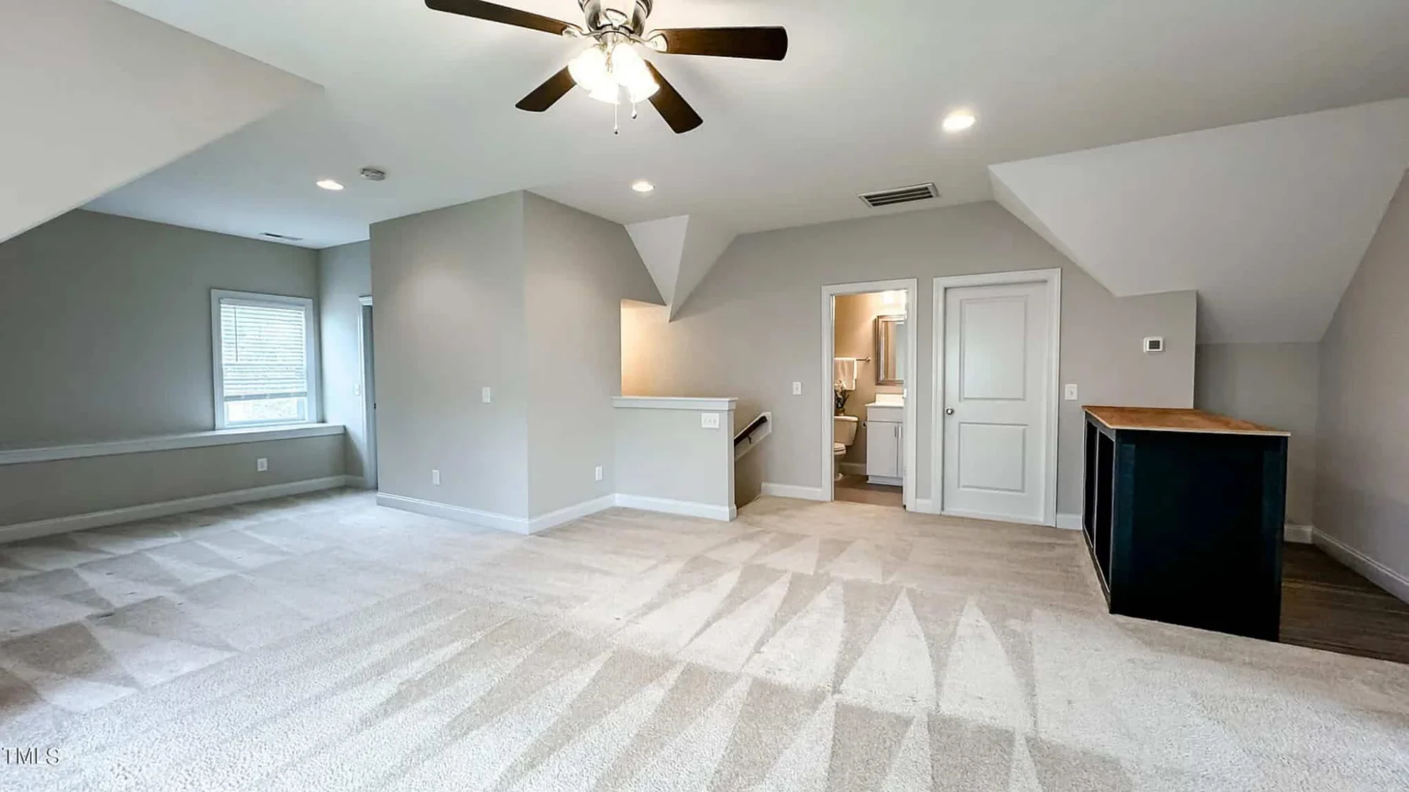 Explore Luxury house Plan with Blueprint: 4 Bed, 4 Bath Designs