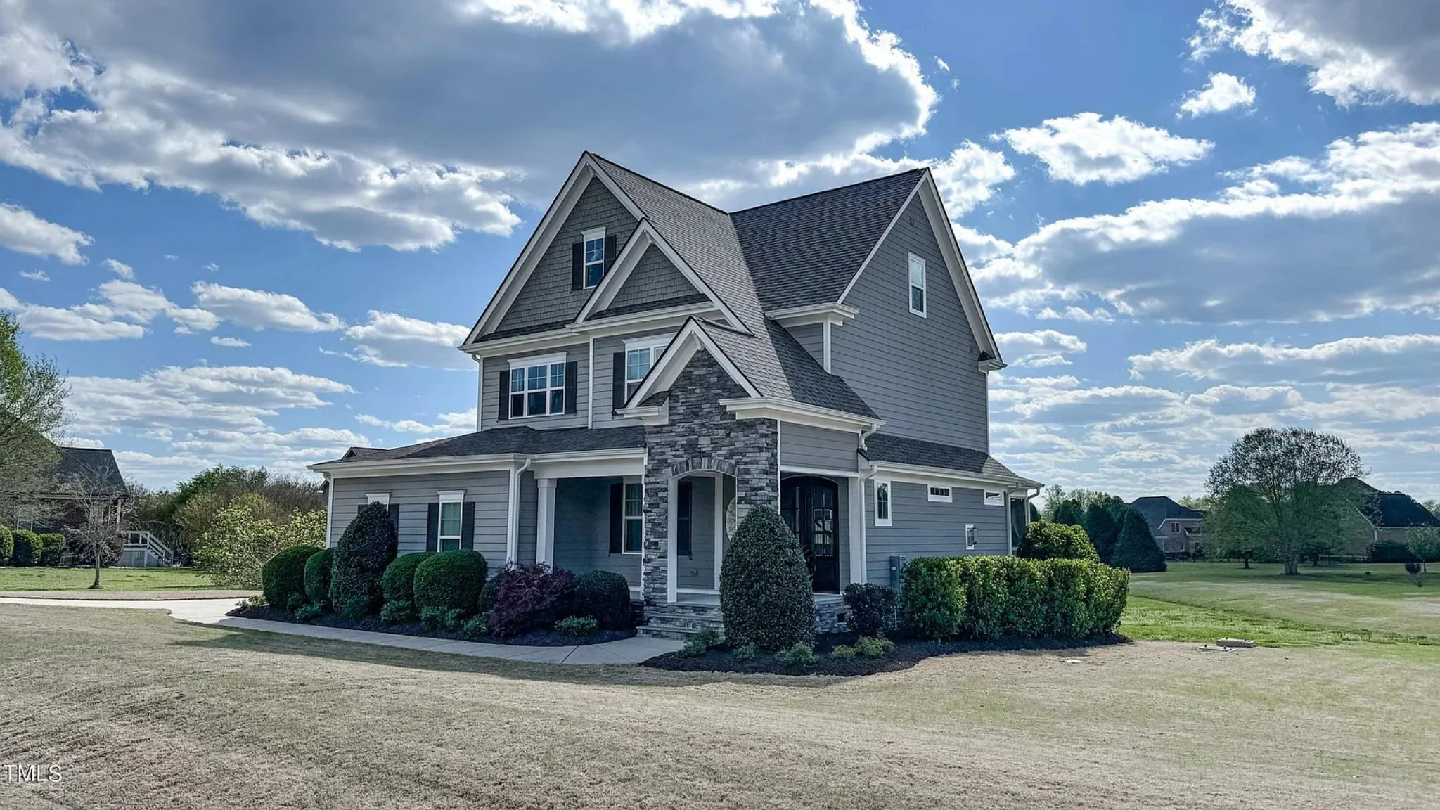 Explore Luxury house Plan with Blueprint: 4 Bed, 4 Bath Designs