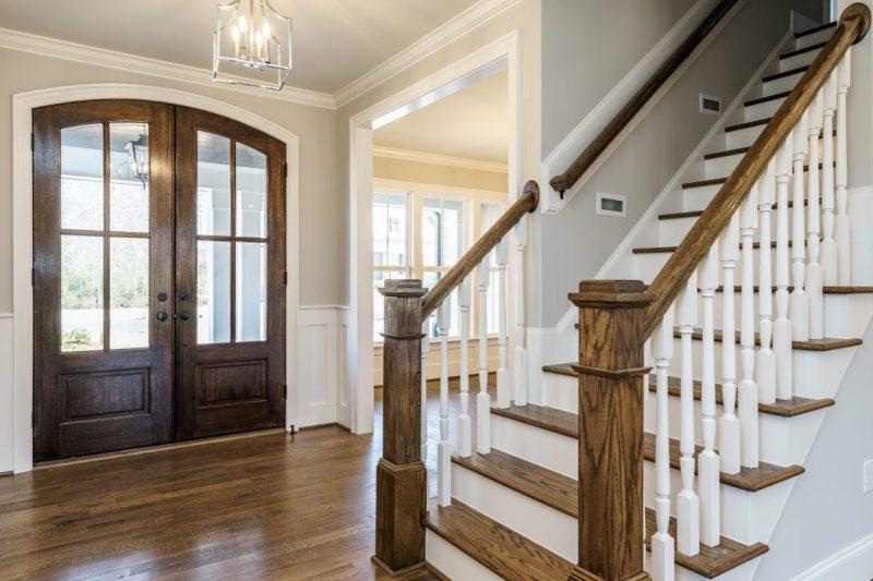 Modern Craftsman house Plan with Detailed Floor Blueprint