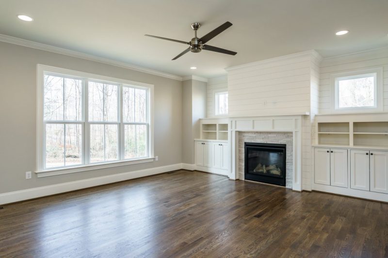 Modern Craftsman house Plan with Detailed Floor Blueprint