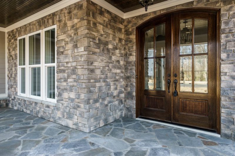 Modern Craftsman house Plan with Detailed Floor Blueprint