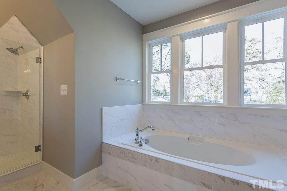 Modern house Blueprint: Spacious Floor Plan & Architectural Designs