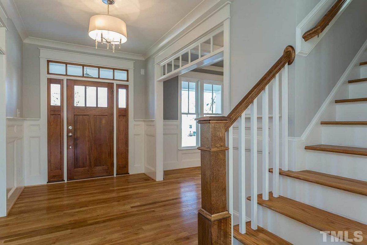 Modern house Blueprint: Spacious Floor Plan & Architectural Designs