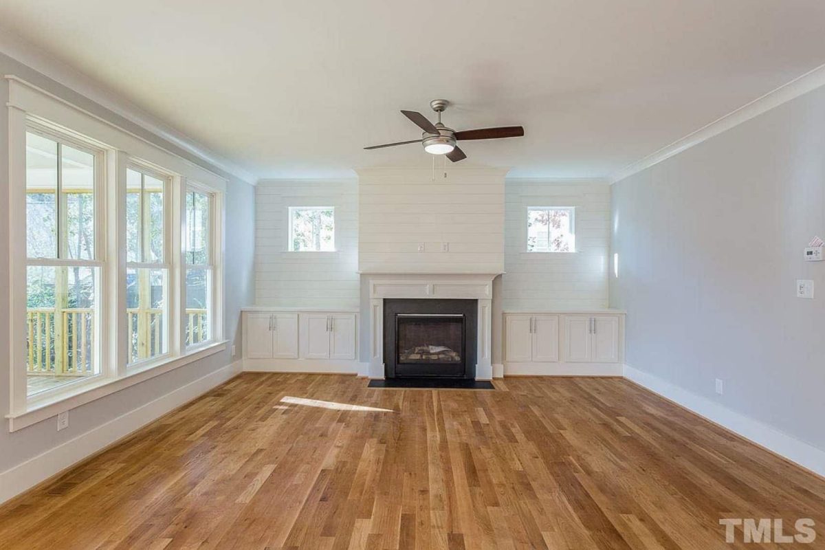 Modern house Blueprint: Spacious Floor Plan & Architectural Designs