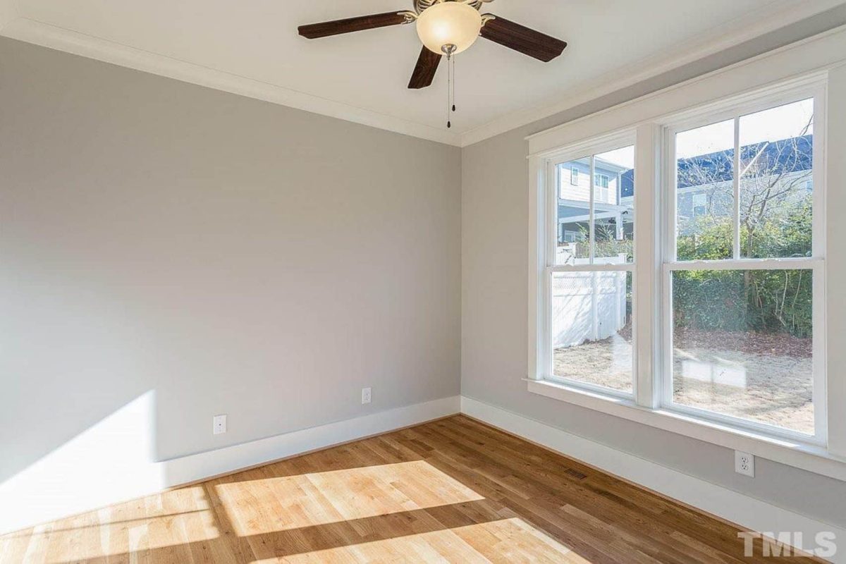 Modern house Blueprint: Spacious Floor Plan & Architectural Designs