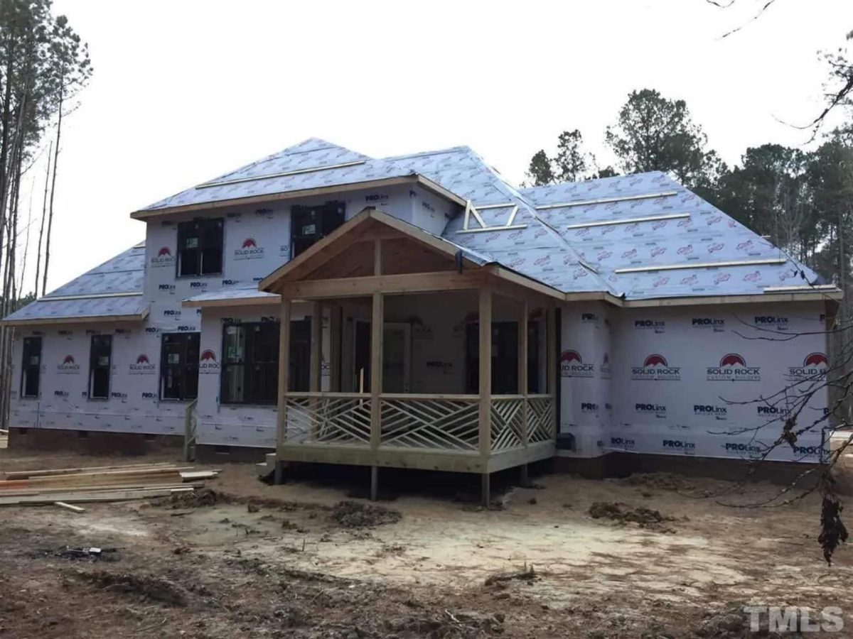 Elegant house floor plan featuring 4 bedrooms and modern designs