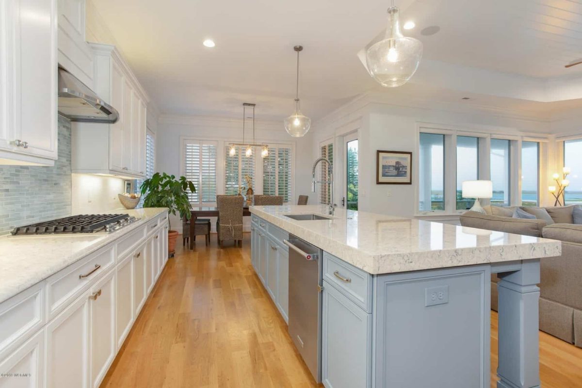 Beach house Floor Plan with CAD Designs & Open Layout Features