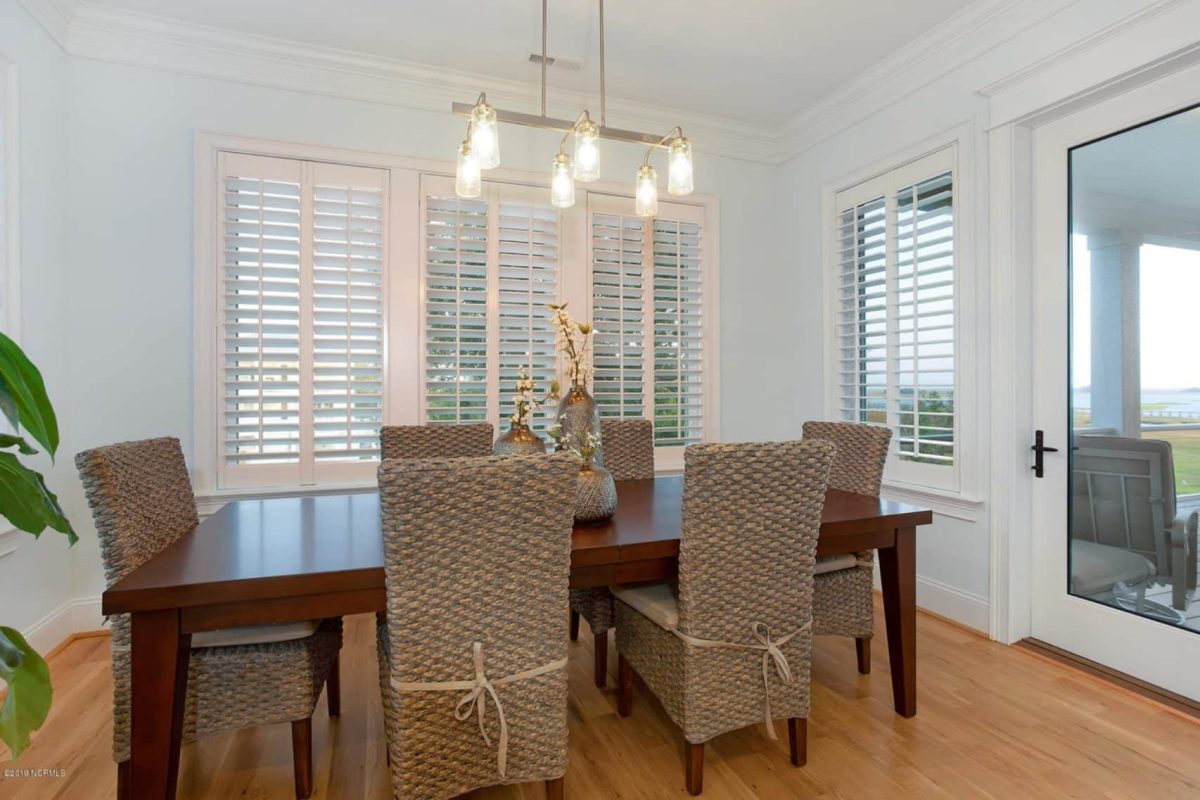 Beach house Floor Plan with CAD Designs & Open Layout Features