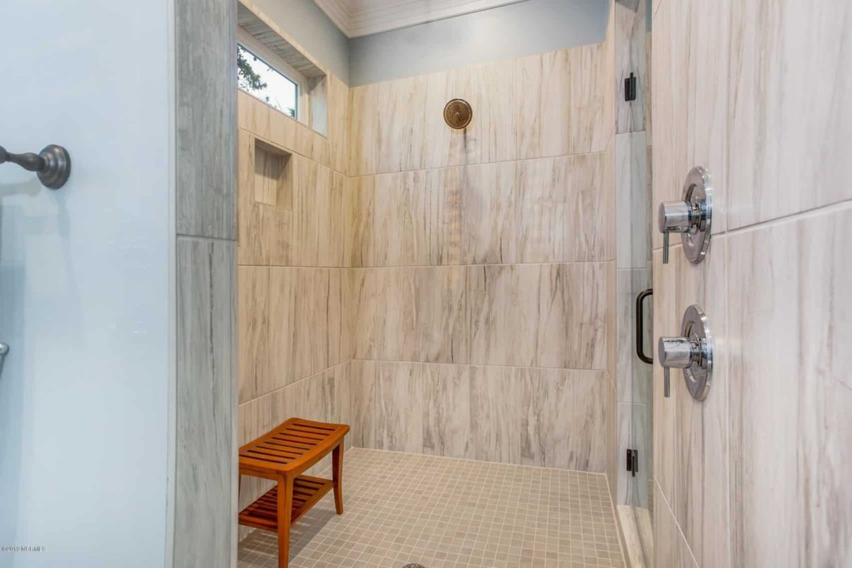 Beach house Floor Plan with CAD Designs & Open Layout Features