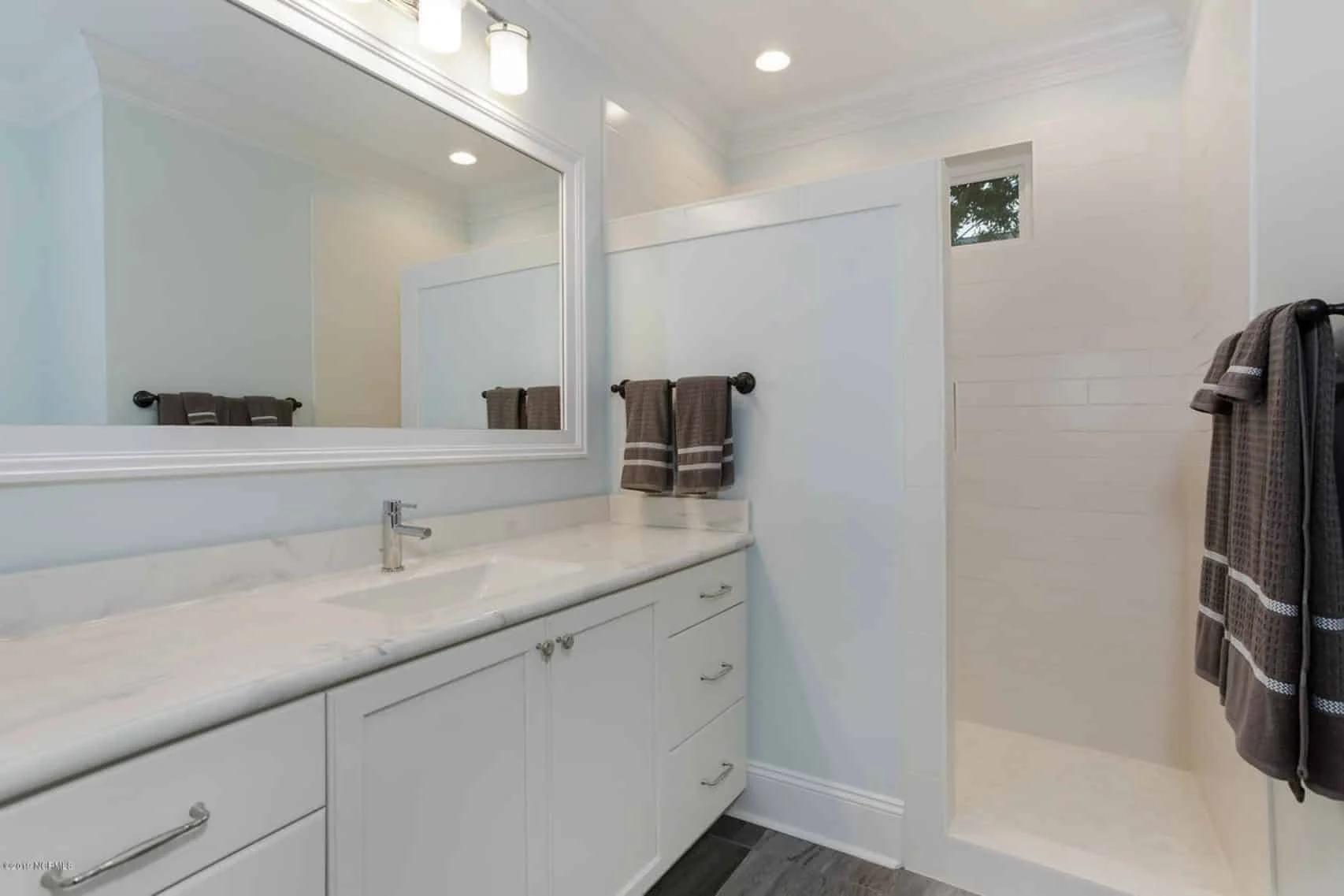 Beach house Floor Plan with CAD Designs & Open Layout Features