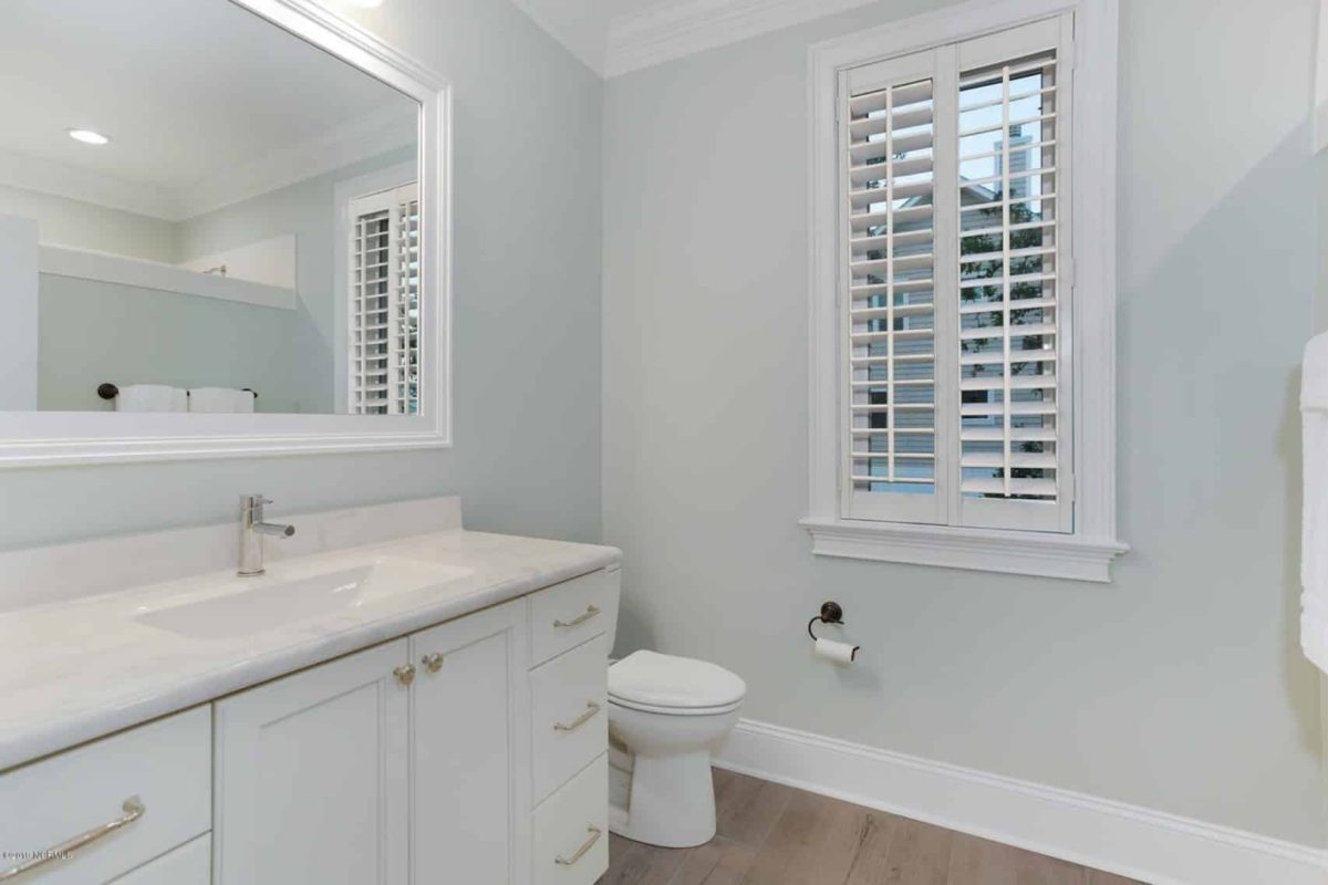 Beach house Floor Plan with CAD Designs & Open Layout Features