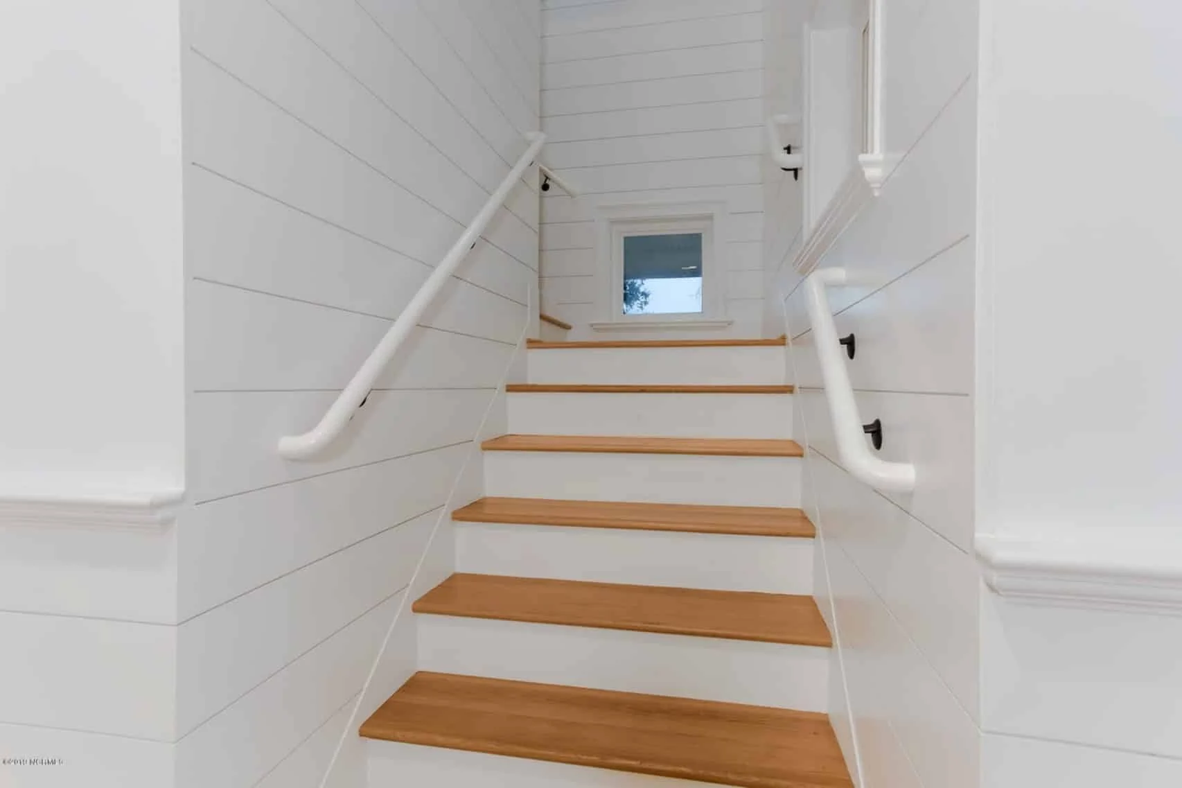 Beach house Floor Plan with CAD Designs & Open Layout Features