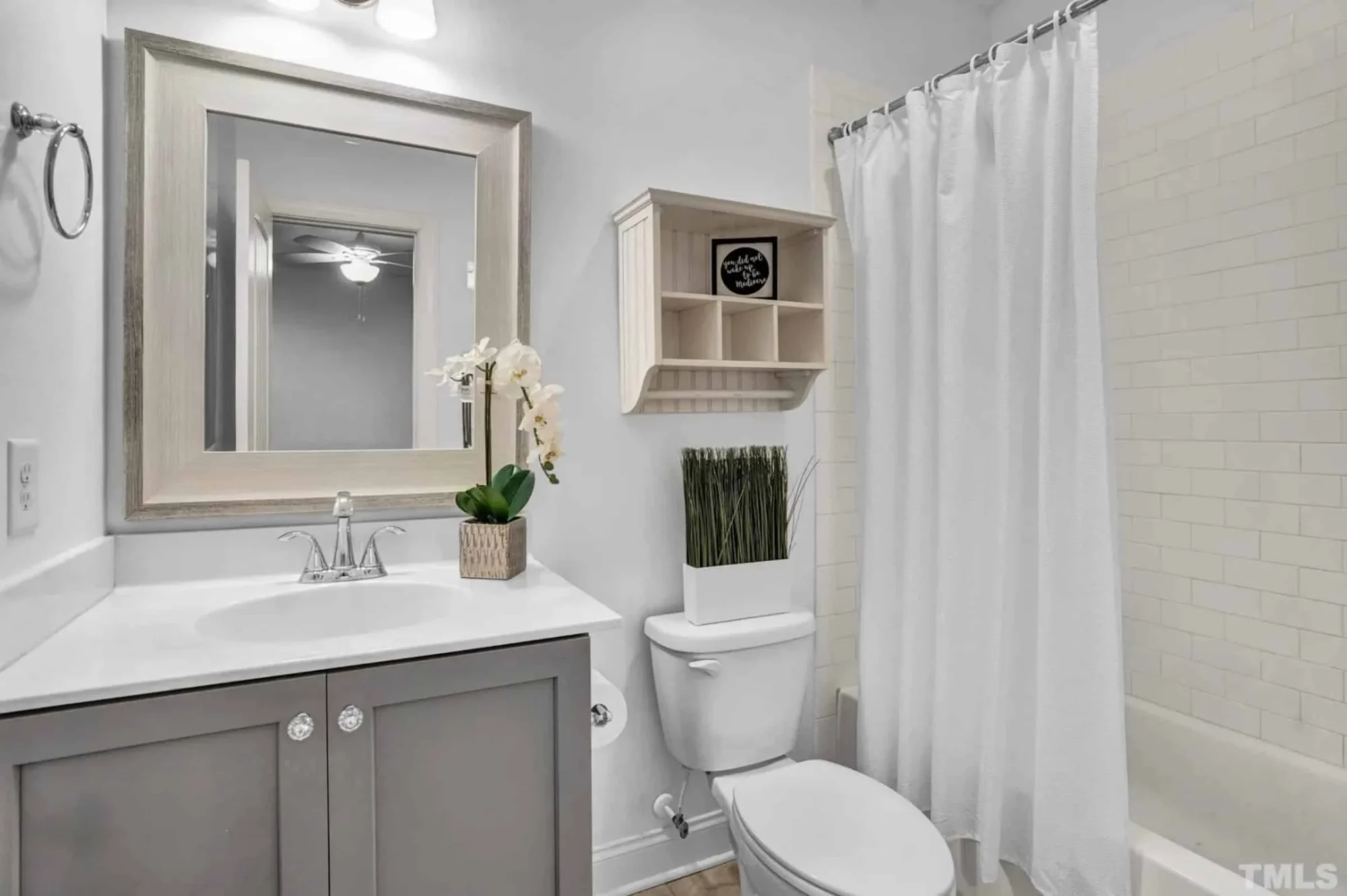 Craftsman-Style house Plan: Spacious 4 Bed, 4 Bath Designs