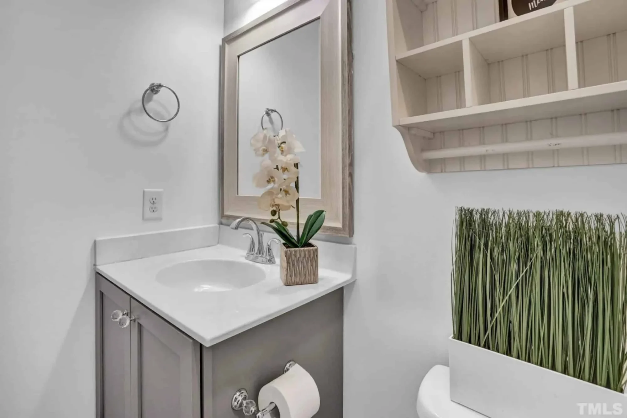 Craftsman-Style house Plan: Spacious 4 Bed, 4 Bath Designs