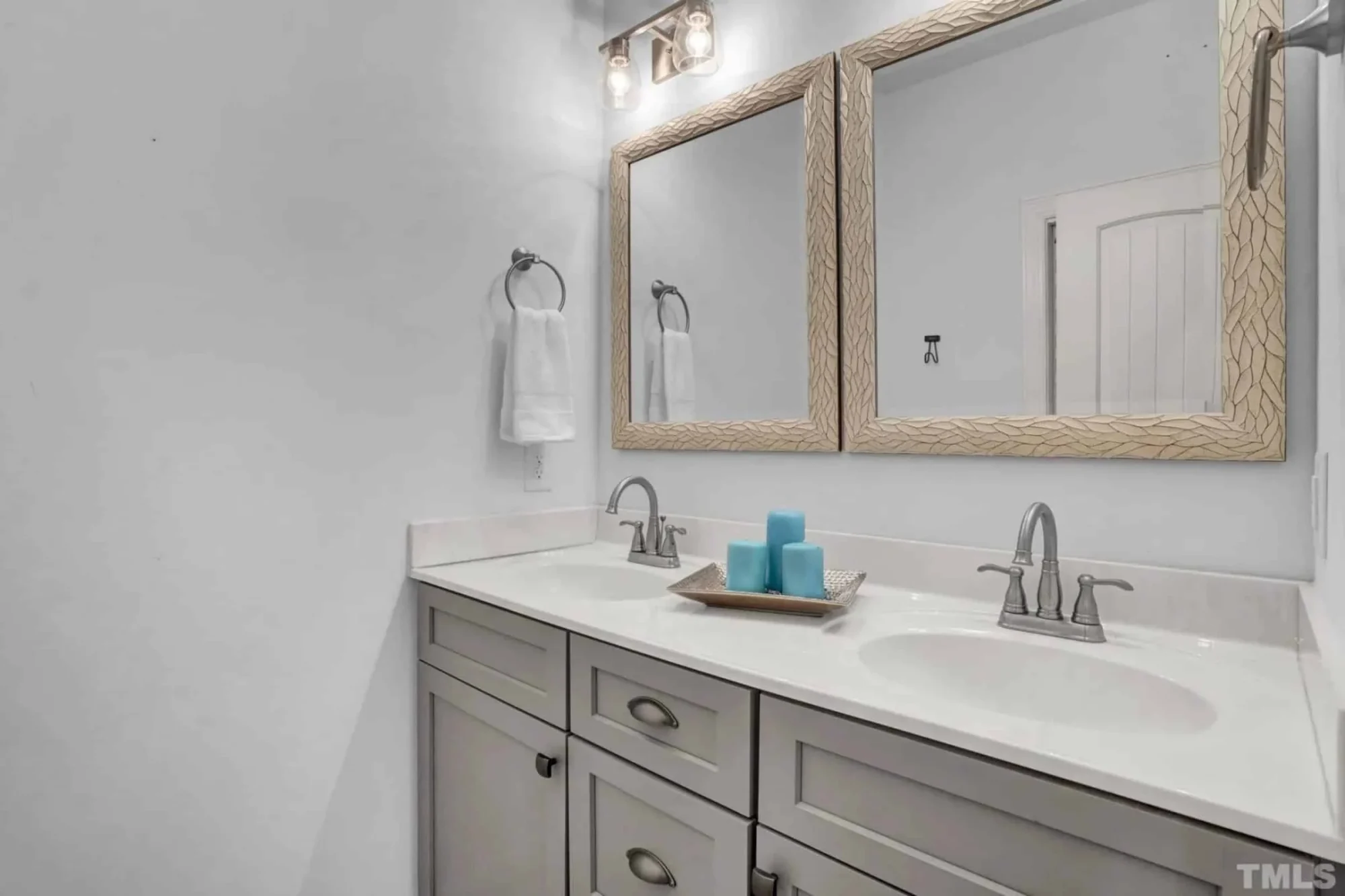 Craftsman-Style house Plan: Spacious 4 Bed, 4 Bath Designs