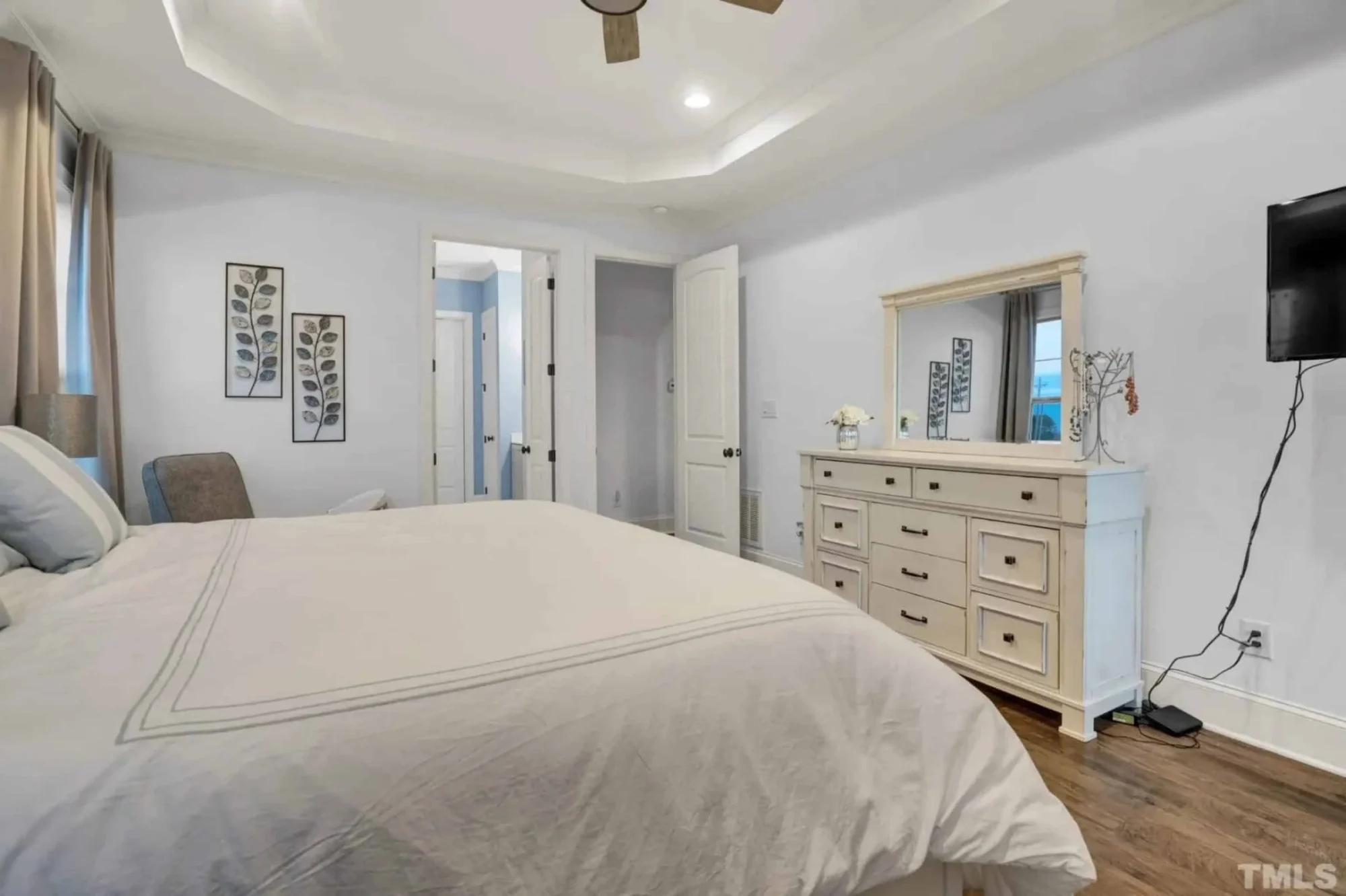 Craftsman-Style house Plan: Spacious 4 Bed, 4 Bath Designs