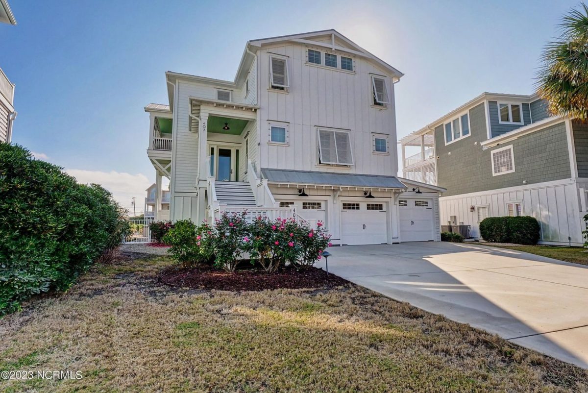Modern Beach House Blueprint with 3 Floors & Coastal Designs