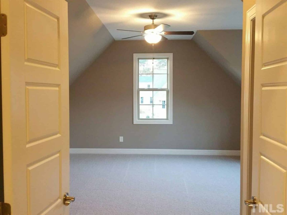 Modern Craftsman house Plan with 3D Floor Plans and CAD Designs