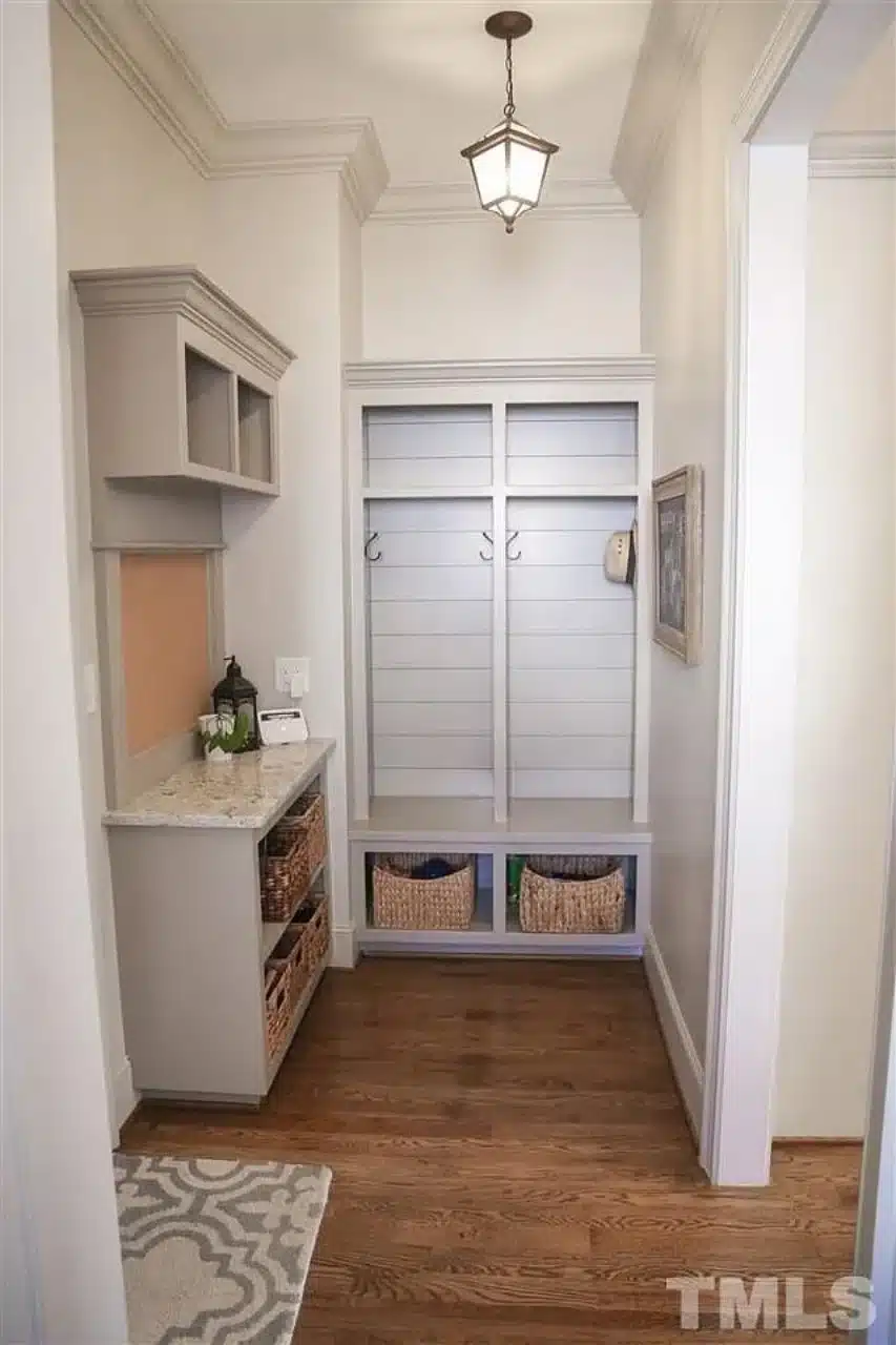 14-1848 HOUSE PLAN - Traditional House Plan with CAD Designs and Detailed Blueprints 22 Traditional house Plan with CAD Designs and Detailed Blueprints