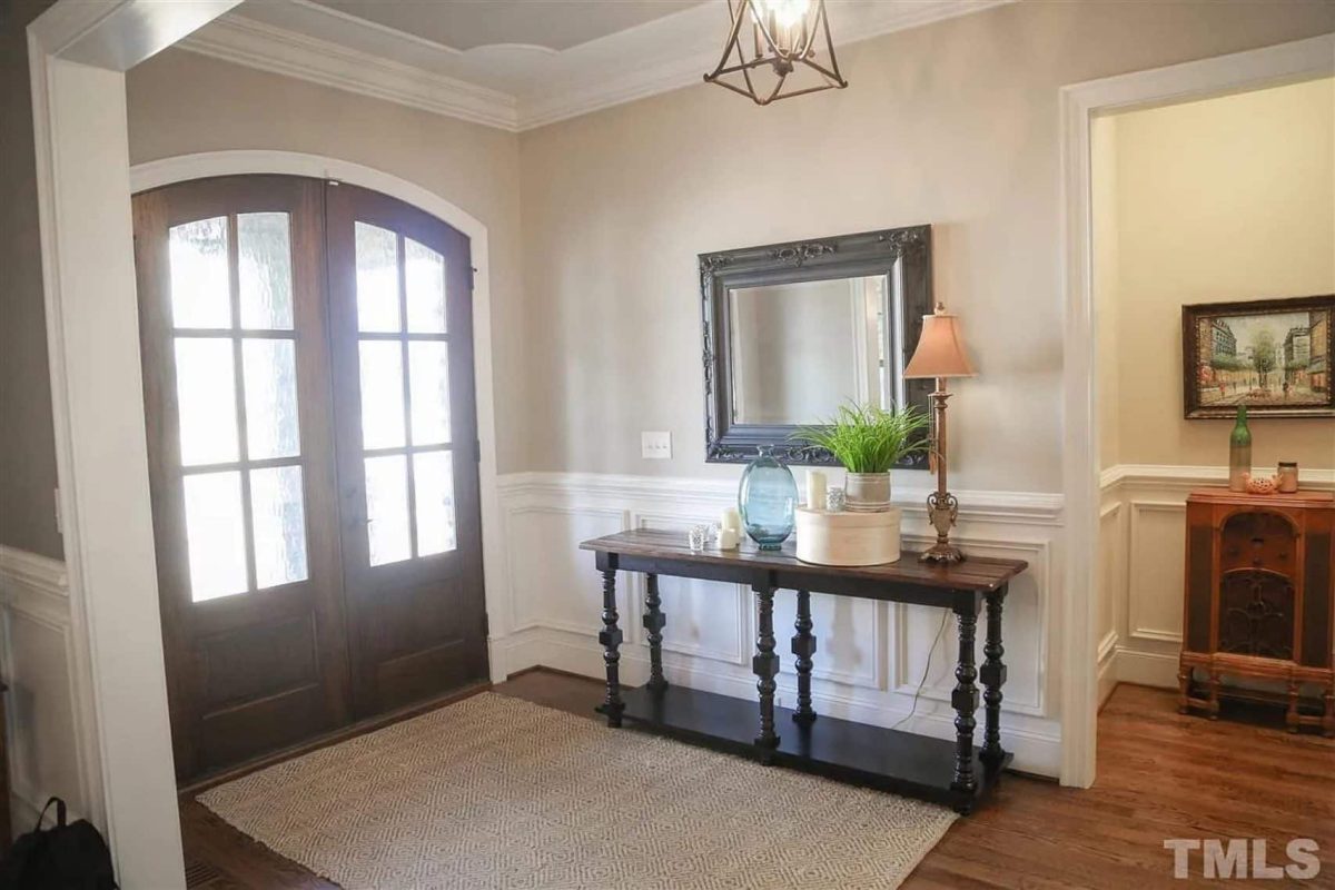 Traditional house Plan with CAD Designs and Detailed Blueprints