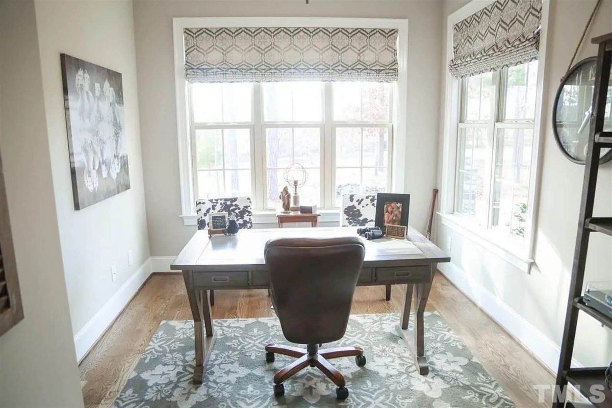 Traditional house Plan with CAD Designs and Detailed Blueprints