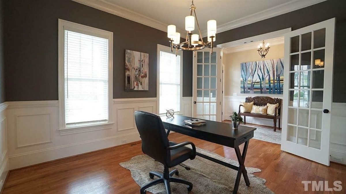 Modern Suburban house Plan with Spacious Design Features