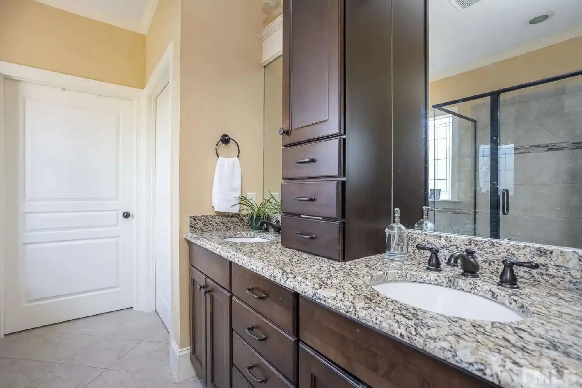 Elegant Craftsman house Plan with Detailed Blueprints & CAD Designs