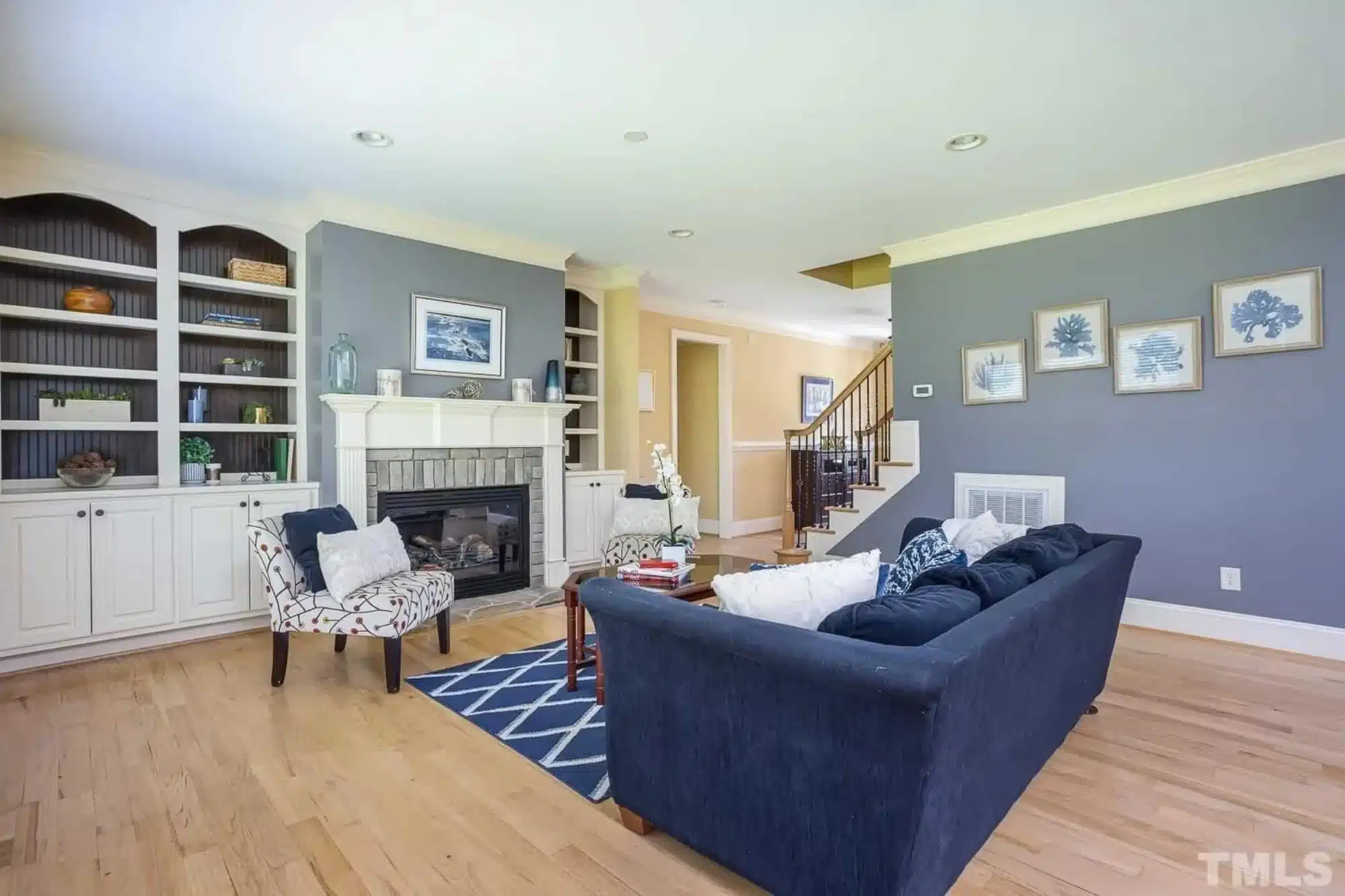 Elegant Craftsman house Plan with Detailed Blueprints & CAD Designs